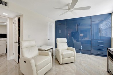 Beautiful Fully Upgraded Full Two Bedroom Condo In Popular Phase - photo 24