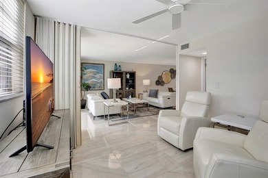 Beautiful Fully Upgraded Full Two Bedroom Condo In Popular Phase - photo 25