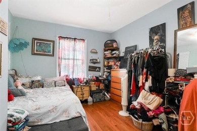 HAVE YOU BEEN LOOKING FOR A DUPLEX WHERE YOU CAN LIVE IN ONE - photo 28