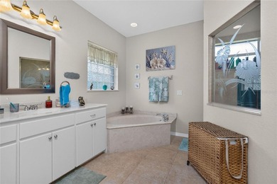 Impressive WATERFRONT home ON TWO LOTS (A HALF ACRE) with 3 - photo 30
