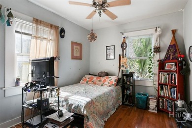 HAVE YOU BEEN LOOKING FOR A DUPLEX WHERE YOU CAN LIVE IN ONE - photo 32