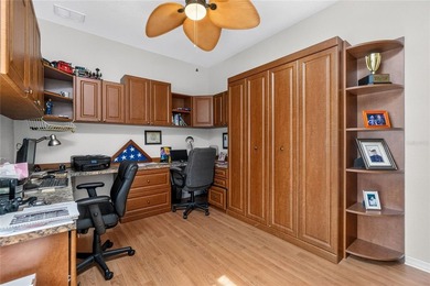 Impressive WATERFRONT home ON TWO LOTS (A HALF ACRE) with 3 - photo 38