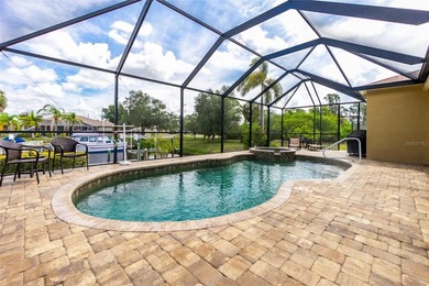 Impressive WATERFRONT home ON TWO LOTS (A HALF ACRE) with 3 - photo 48