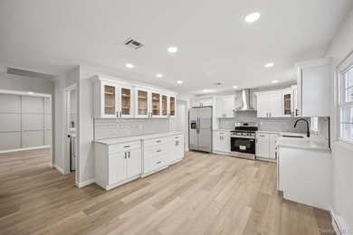Beautifully Renovated Ranch in the Desirable Leisure Knoll - photo 13
