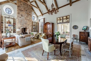 This home is truly magnificent! With its soaring ceilings and - photo 14