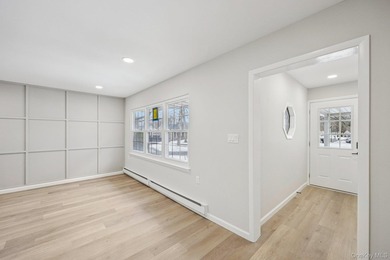 Beautifully Renovated Ranch in the Desirable Leisure Knoll - photo 18