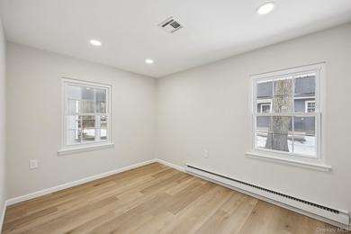 Beautifully Renovated Ranch in the Desirable Leisure Knoll - photo 22