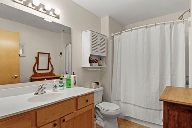 Experience urban living at Metropolitan Place! This sought-after - photo 23
