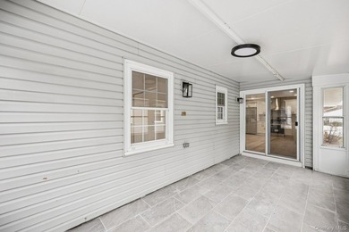 Beautifully Renovated Ranch in the Desirable Leisure Knoll - photo 29