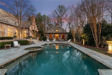 This home is truly magnificent! With its soaring ceilings and - photo 49