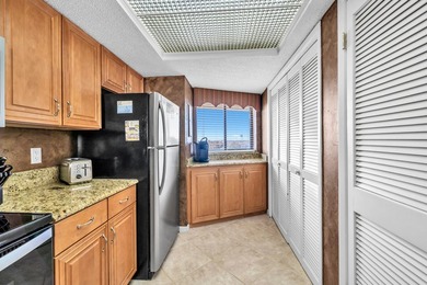 Coastal Charm Meets Everyday Comfort - 1BR Beachside Condo! - photo 5