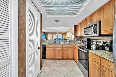 Coastal Charm Meets Everyday Comfort - 1BR Beachside Condo! - photo 6