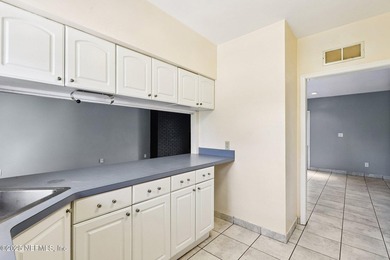 HUGE PRICE REDUCTION! Welcome home to this - photo 15