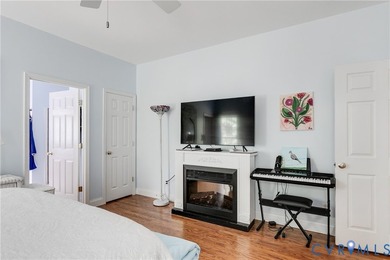 Enjoy the ease of ONE LEVEL LIVING in this beautiful townhome in - photo 16