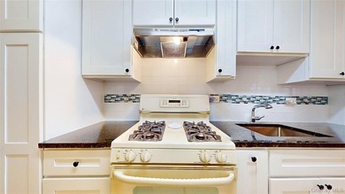 Welcome to Apartment 4C at Pembroke Square - a spacious - photo 19