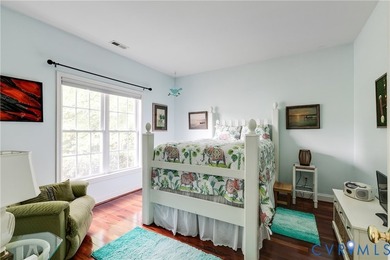 Enjoy the ease of ONE LEVEL LIVING in this beautiful townhome in - photo 21