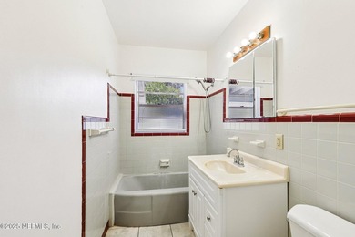 HUGE PRICE REDUCTION! Welcome home to this - photo 21