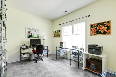 Enjoy the ease of ONE LEVEL LIVING in this beautiful townhome in - photo 22