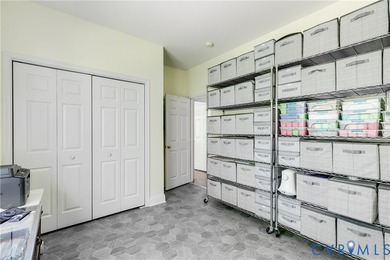 Enjoy the ease of ONE LEVEL LIVING in this beautiful townhome in - photo 23