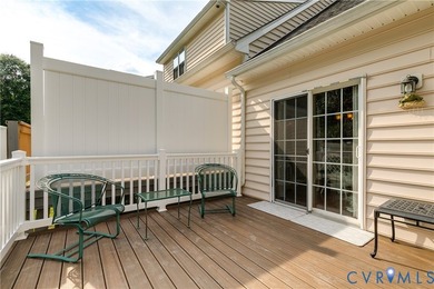 Enjoy the ease of ONE LEVEL LIVING in this beautiful townhome in - photo 27