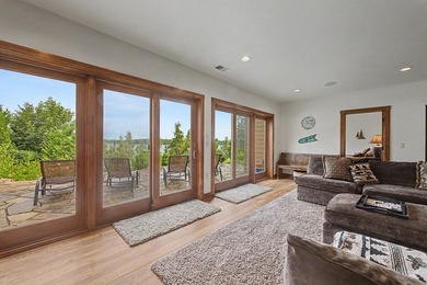 Experience exceptional and extremely private waterfront living - photo 34