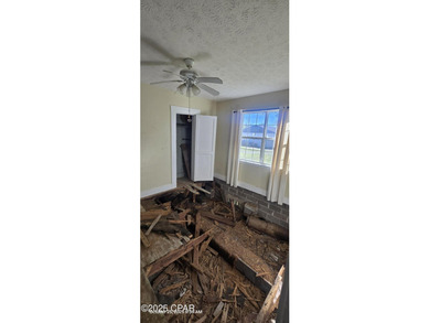 CURRENTLY UNDER CONTRACT, SELLER WILL CONSIDER BACKUP OFFERS - photo 6