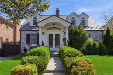 OPEN HOUSE CANCELLED ON 7/25/2026 Timeless expanded Cape - photo 1