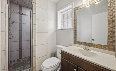 Welcome Home to this cozy and well-kept home. This home offers 3 - photo 9