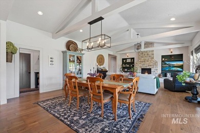 Don't miss this 2018 Parade Home, built by Vantage Homes with - photo 15