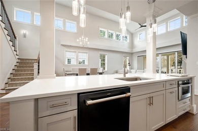 This stunning luxury home, located within sought after Kingsmill - photo 16