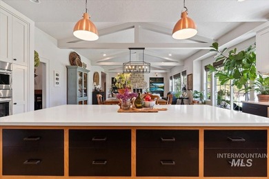 Don't miss this 2018 Parade Home, built by Vantage Homes with - photo 20