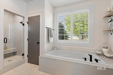 Don't miss this 2018 Parade Home, built by Vantage Homes with - photo 27