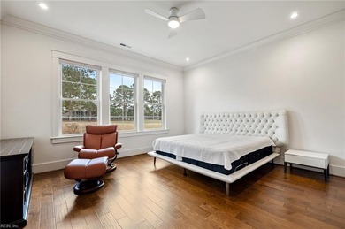 This stunning luxury home, located within sought after Kingsmill - photo 30