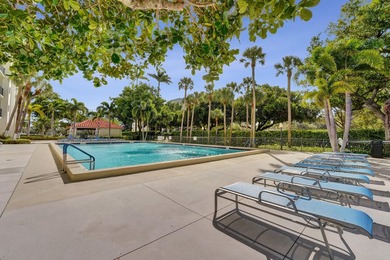 Rarely available 3BR/2.5BA corner unit offering direct - photo 33