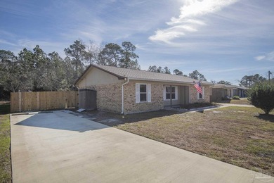 (private lake, pond, coastal) Home For Sale in Pensacola Florida