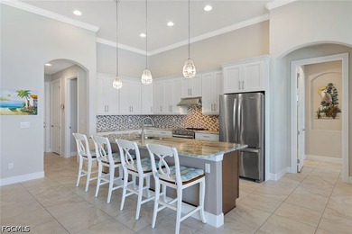 Rare combination of newer construction, panoramic open water - photo 15
