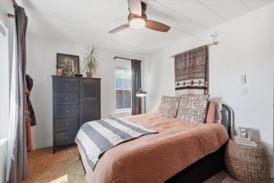 Stylish condo within walking distance to Lake Mendota. This - photo 17