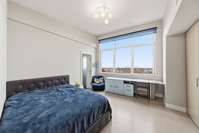 Welcome to 186 Flagg Place, a rare modern masterpiece perched - photo 19