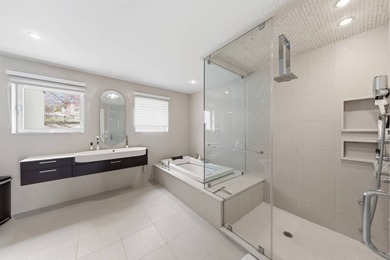 Welcome to 186 Flagg Place, a rare modern masterpiece perched - photo 23
