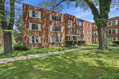 Stylish condo within walking distance to Lake Mendota. This - photo 25