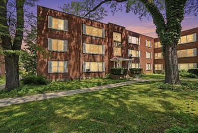 Stylish condo within walking distance to Lake Mendota. This - photo 28