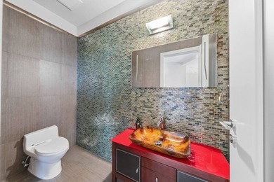 Welcome to 186 Flagg Place, a rare modern masterpiece perched - photo 36