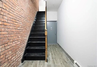 Zoned R8, can be delivered vacant! Currently a fully occupied - photo 2