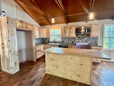 GORGEOUS LAKE HOME WITH PREMIER SANDY FRONTAGE ON - photo 12