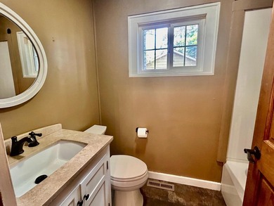 GORGEOUS LAKE HOME WITH PREMIER SANDY FRONTAGE ON - photo 19