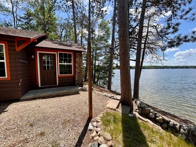 GORGEOUS LAKE HOME WITH PREMIER SANDY FRONTAGE ON - photo 31