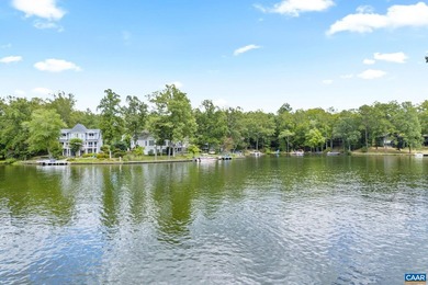 Tucked along the shores of Lake Monticello, is this Custom - photo 1