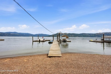 Tucked at the end of the road in a peaceful, protected cove - photo 41