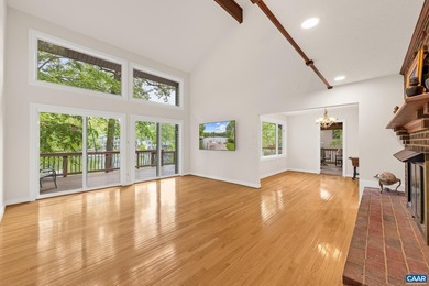 Tucked along the shores of Lake Monticello, is this Custom - photo 10