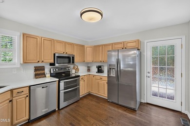 Welcome to this beautifully updated ranch home offering - photo 8